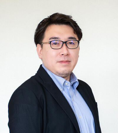 今村 亮俊 写真